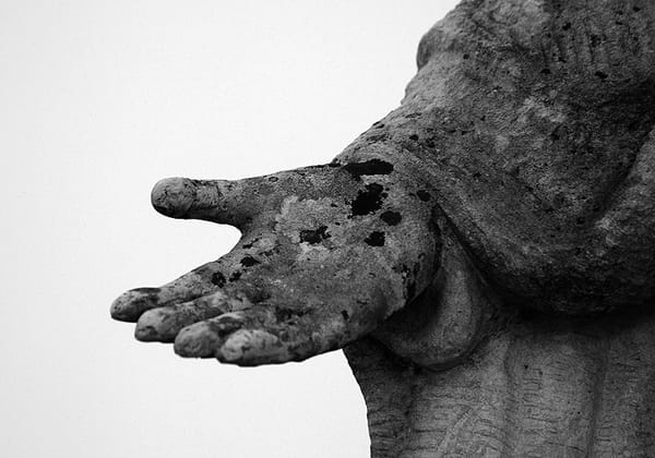 advent journal: a hand of kindness